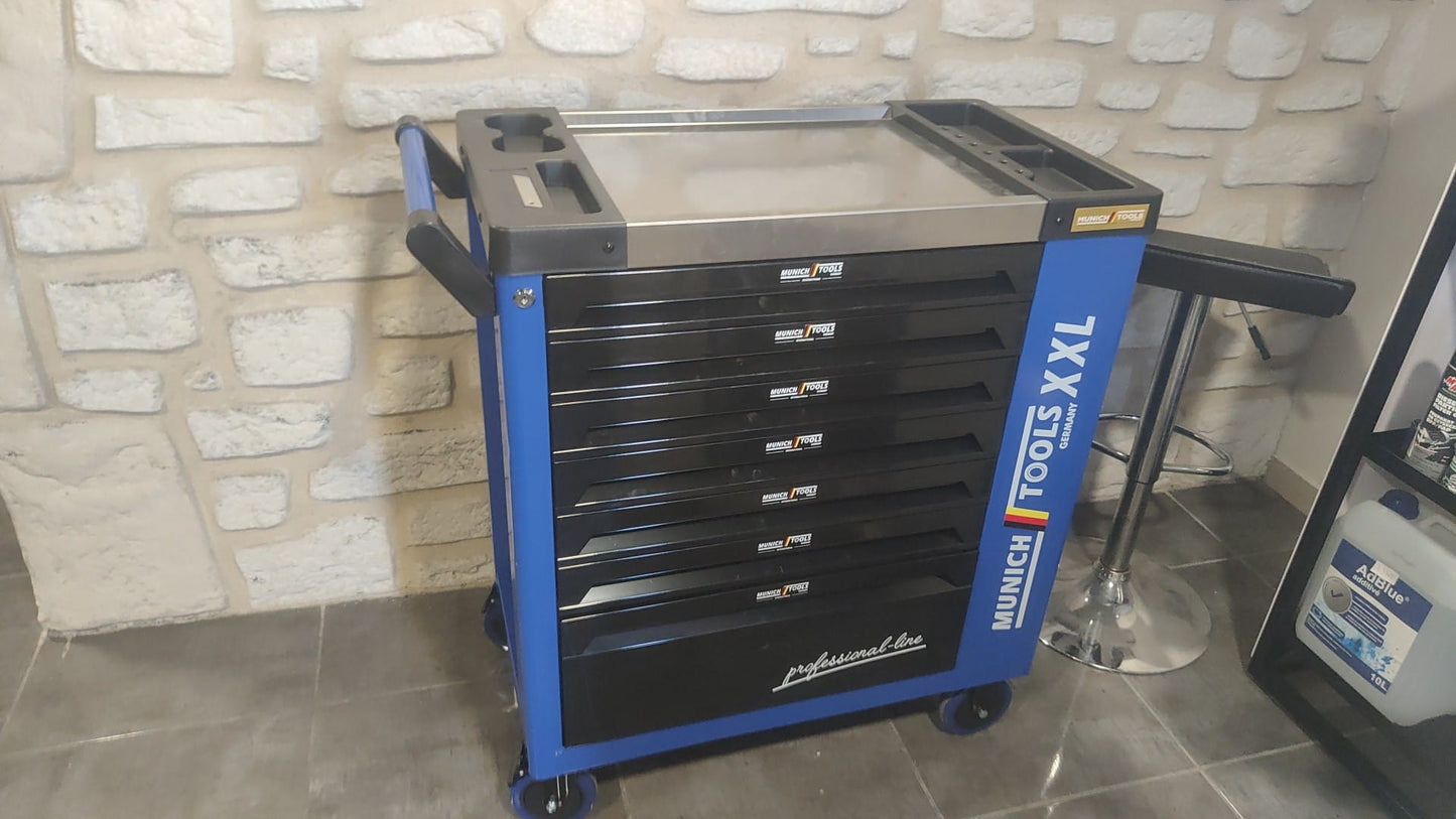 Servante d'atelier de 7 tiroirs dont 6 outillés de chez Munich Tools XXL 🇩🇪